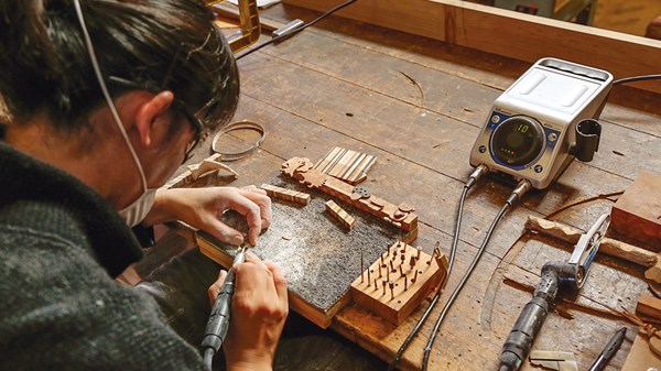 电动<a href='/damoji.htm' class='keys' title='点击查看关于打磨机的相关信息' target='_blank'>打磨机</a>.jpg 电动打磨机.jpg