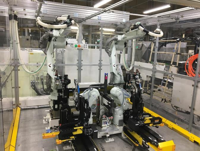 汽车保险杠钻孔铣削.png 汽车保险杠钻孔铣削.png