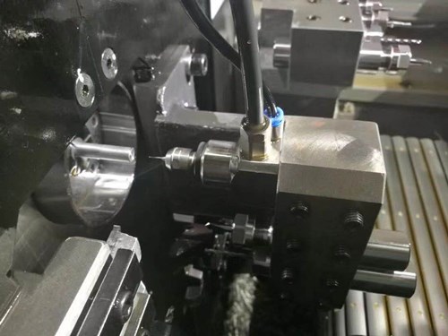 高速<a href='gaosuzhuzhou.htm' class='keys' title='点击查看关于电主轴的相关信息' target='_blank'>电主轴</a>BM-320F.jpg