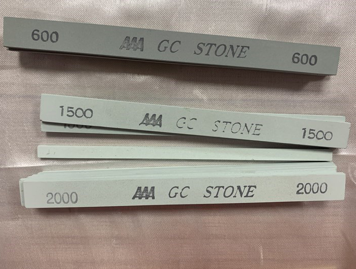 2000目油石.jpg 2000目油石.jpg