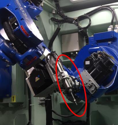 汽车后备箱内饰修整.jpg 汽车后备箱内饰修整.jpg