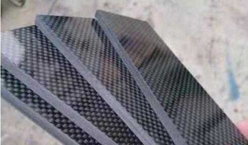 碳纤维板浮动去毛刺.jpg 碳纤维板浮动去毛刺.jpg