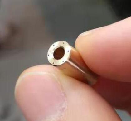 0.3mm微小孔加工.jpg 0.3mm微小孔加工.jpg