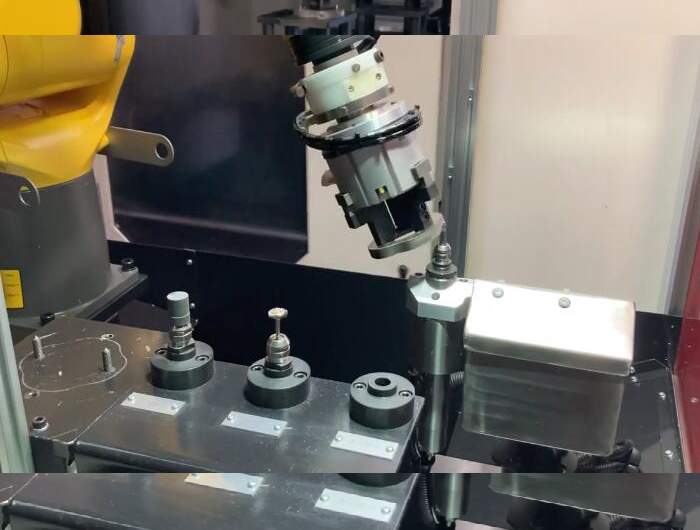 自动换刀主轴去毛刺.jpg 自动换刀主轴去毛刺.jpg