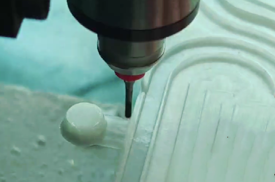 塑料去水口毛刺.png 塑料去水口毛刺.png